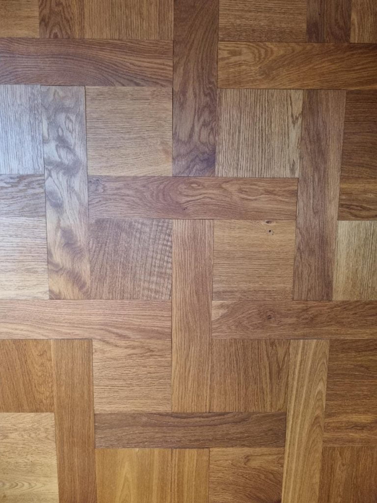 20230227_154221 eiken hout als vloer